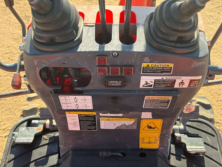 2019-kubota-k008-3-image-9