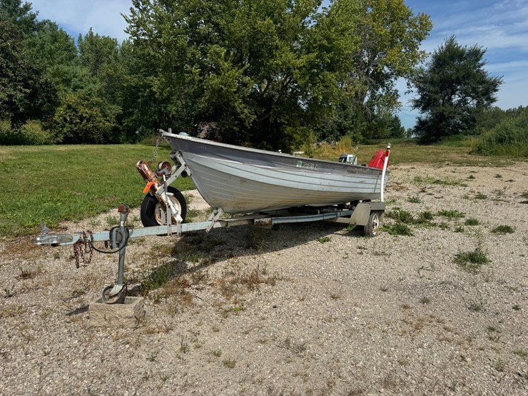 #10510-•-mirrocraft-16’-boat-(no-title)-(located-in-rosendale-wi)-image-1