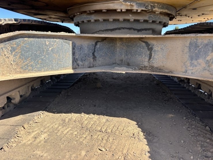 2013-komatsu-pc228us-lc-8-image-20