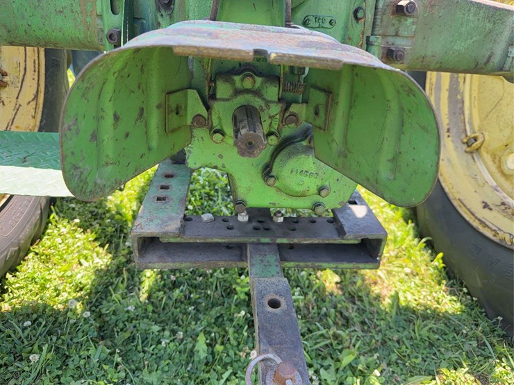 john-deere-70-image-35