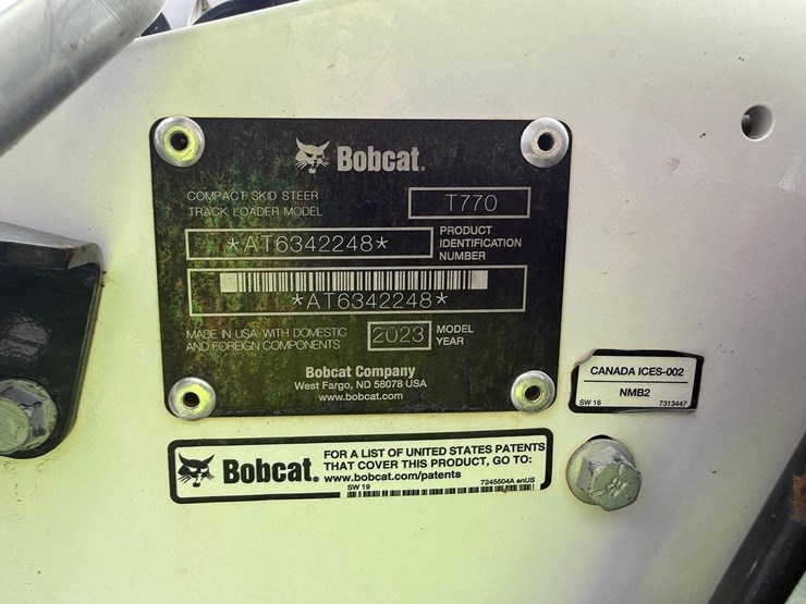 2023-bobcat-t770-image-28