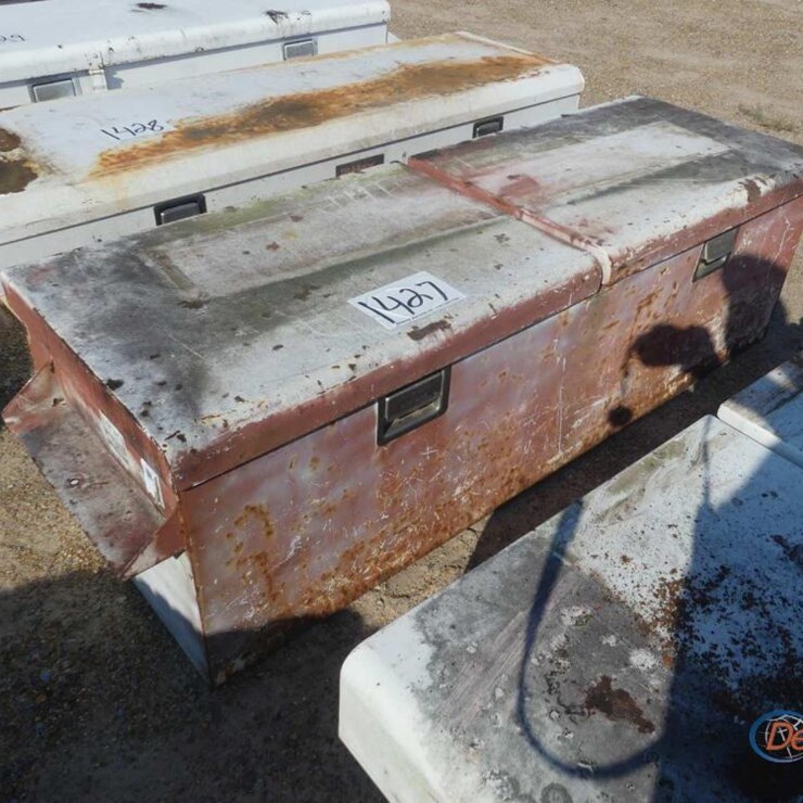 TOOL BOX