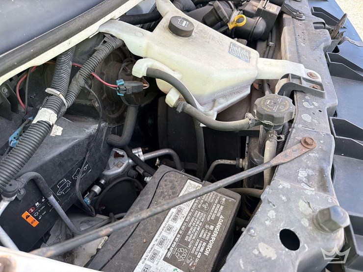 2014-chevrolet-express-g2500-image-32