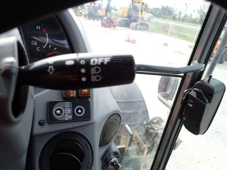 2019-kubota-m4-071-image-15