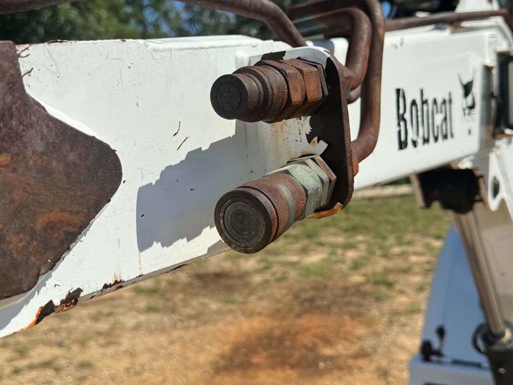 2002-bobcat-331-image-16