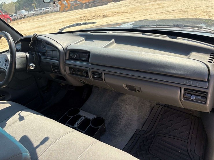 1993-ford-f150-image-27