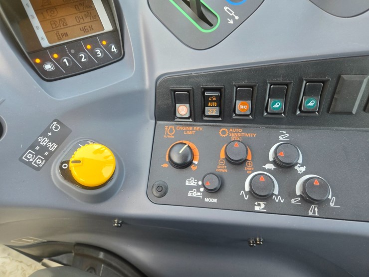 kubota-m6-111-image-47