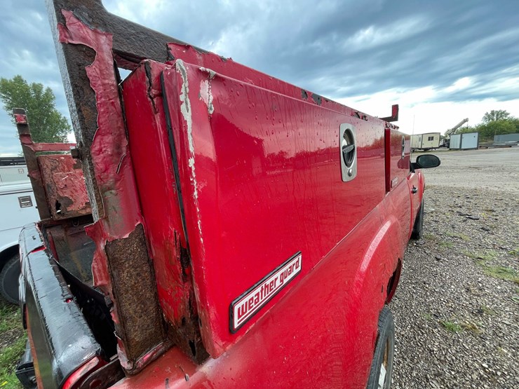 2010-gmc-2500-image-24