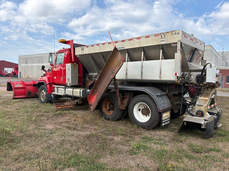 2018-western-star-4700sf-image-3