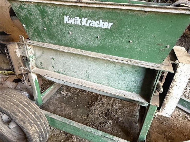 #144-•-henke-kwik-kracker-roller-mill-image-2