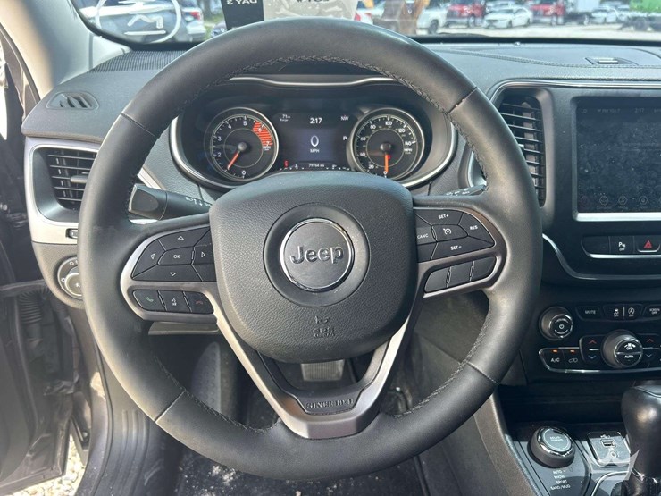 2022-jeep-cherokee-image-7