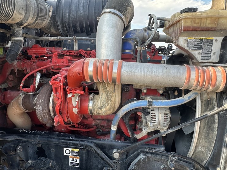 2015-kenworth-t800-image-26