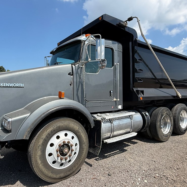 2013 KENWORTH T800