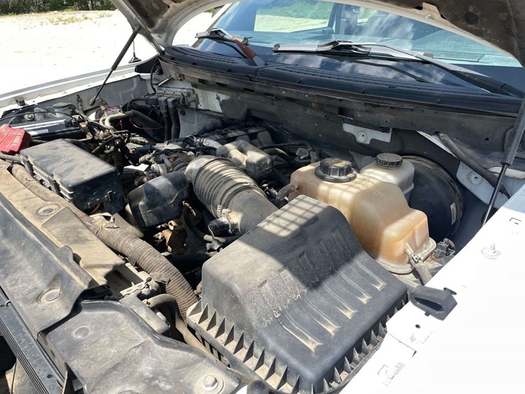 2011-ford-f150-xl-image-7
