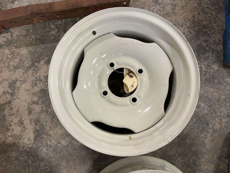 (4)-rims-and-implement-wheel-mounts-image-12