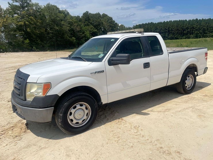 2010-ford-f150-image-1