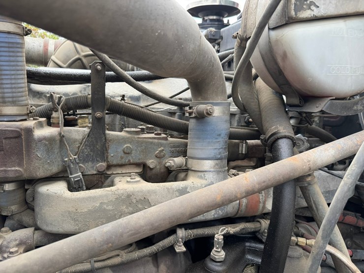 1995-mack-rd688s-image-54