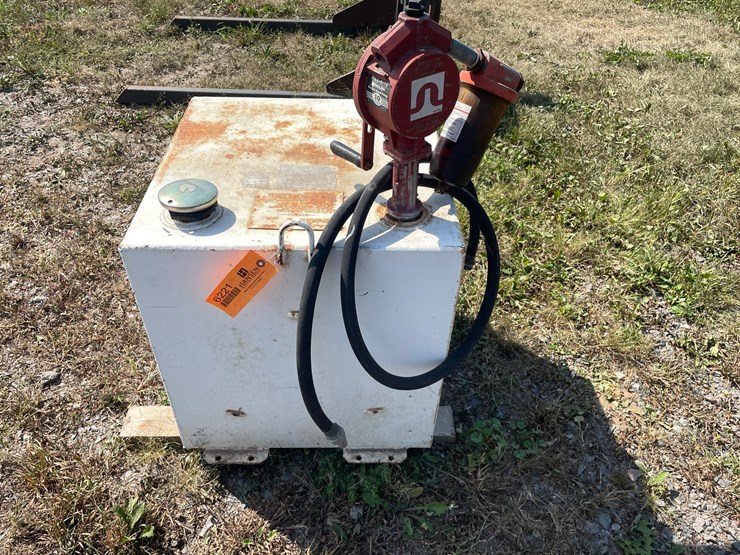 #6221-•-della-consolidated-fuel-tank-image-1