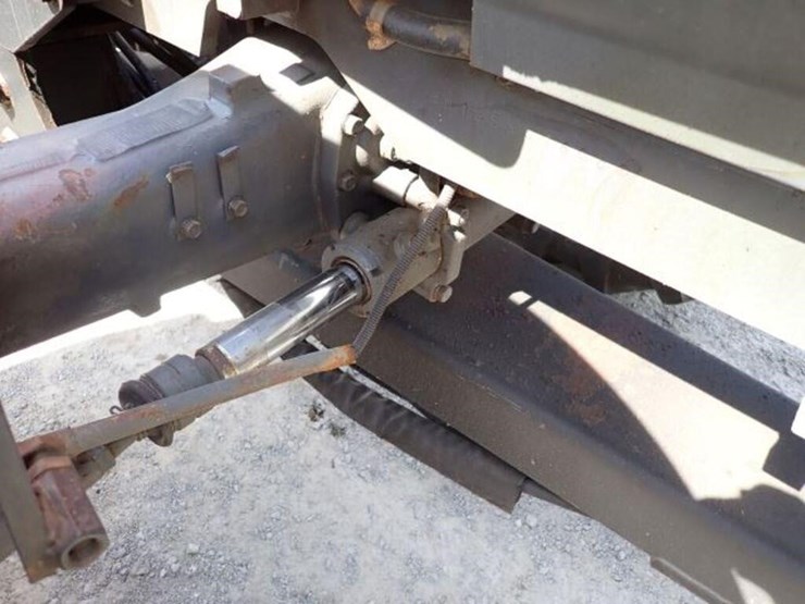 2009-kubota-m135x-image-90