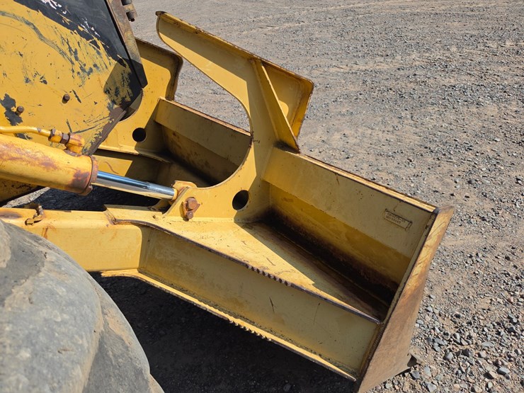 2000-caterpillar-525-image-12