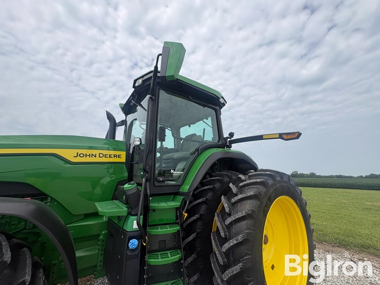2025-john-deere-8r-250-image-10