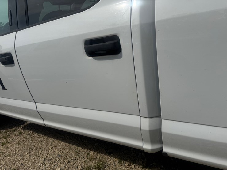 2019-ford-f150-xlt-image-35