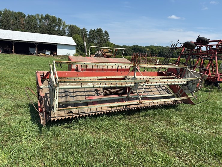 hesston-300-image-5