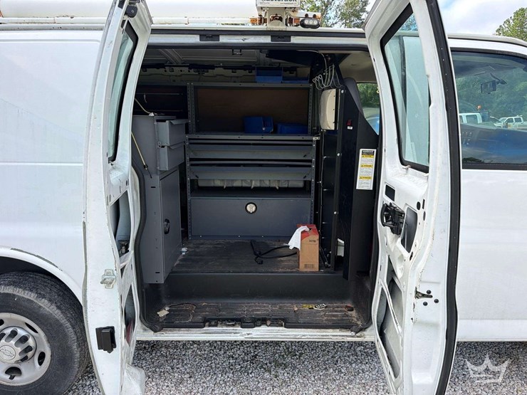 2014-chevrolet-express-g2500-image-20