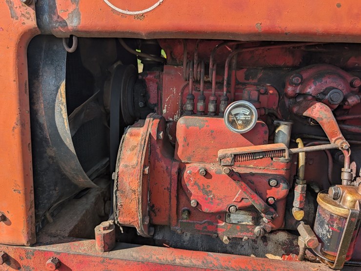 #119-•-farmall-md-image-12