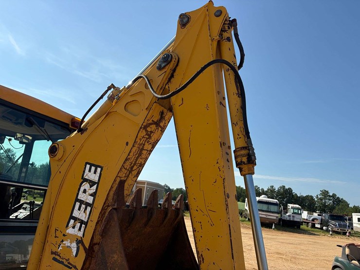 deere-310e-image-39