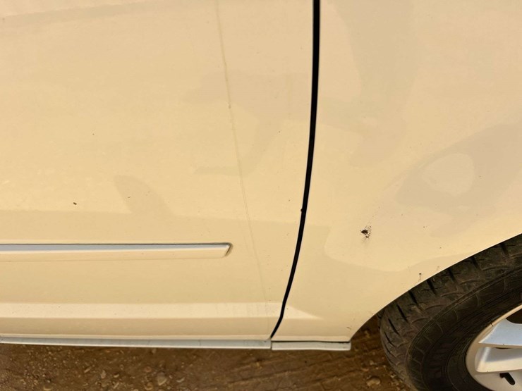 2013-dodge-grand-caravan-image-23