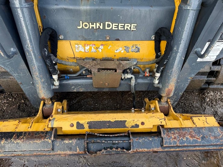 2023-deere-317g-image-10