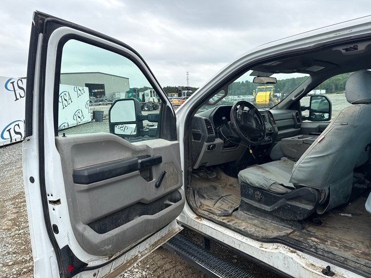 2017-ford-f250-image-41