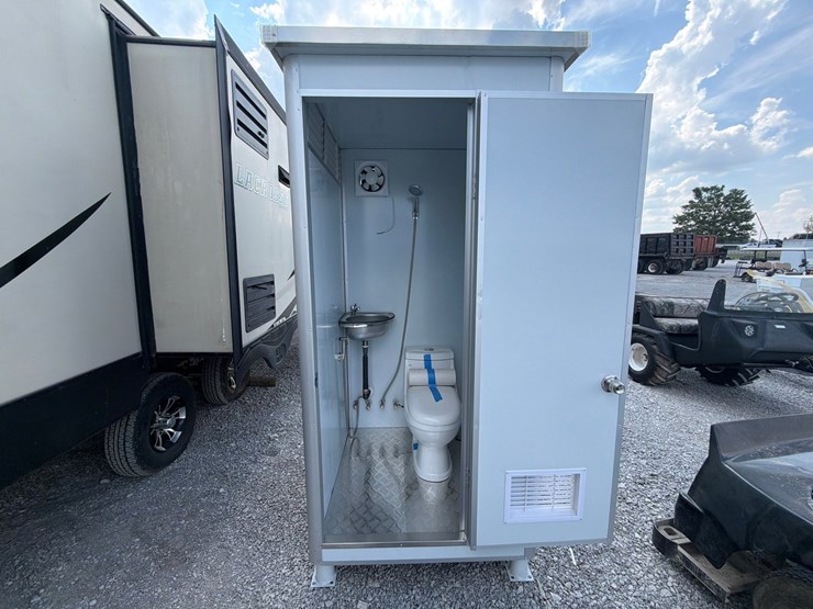 #203-•-portable-restroom-image-2
