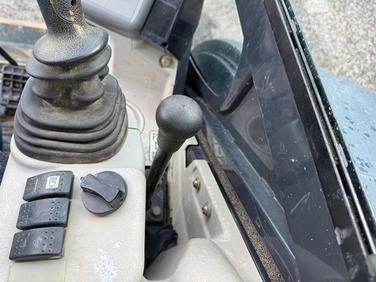 deere-35g-image-22