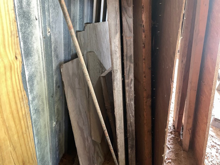 #1682-•-assorted-lumber,-plywood,-and-osb-image-5