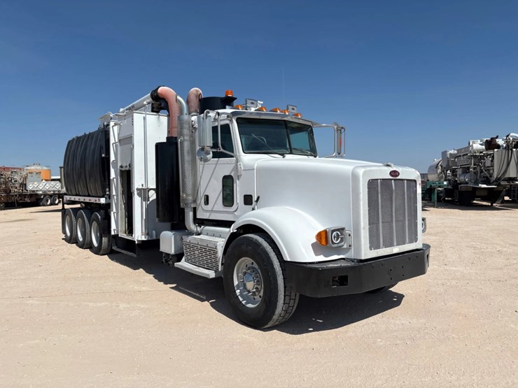 2014-peterbilt-367-image-2