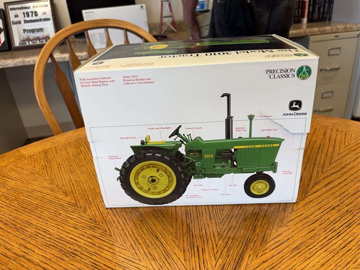 1/16-john-deere-3010-gas-precision-series-#20-image-16