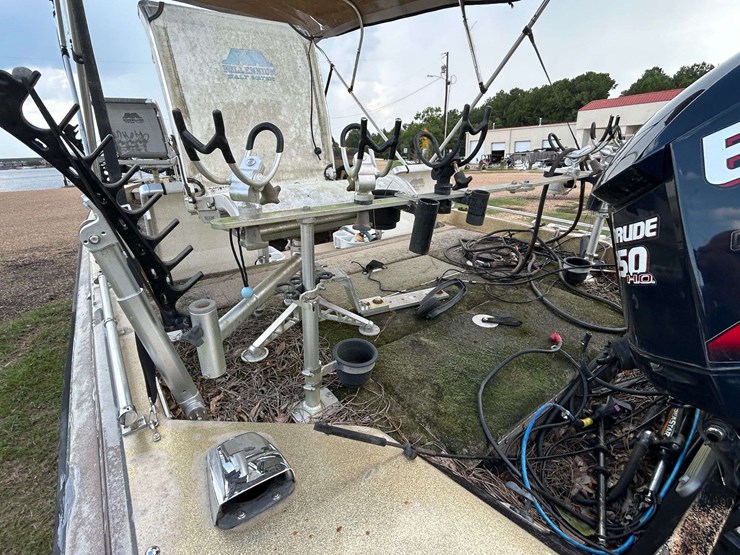 ranger-320v-bass-boat-w/2012-evinrude-250hp-&-trailer-image-30