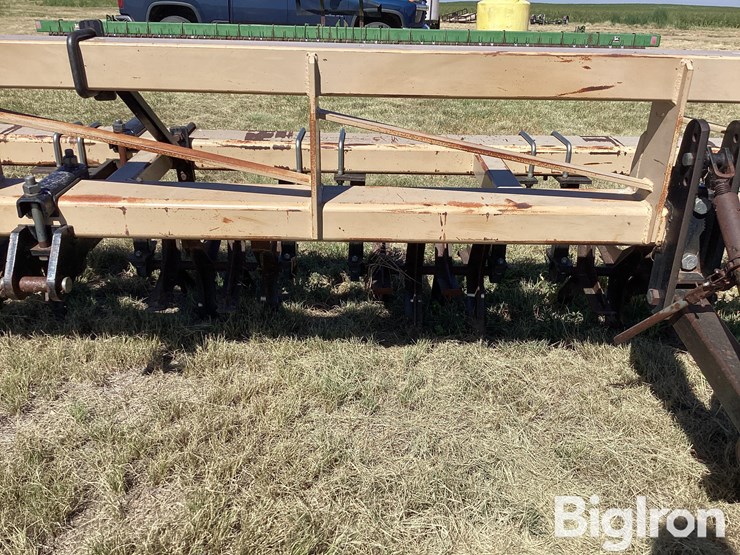 hamby-13-row-32’-sand-fighter-bar-image-10