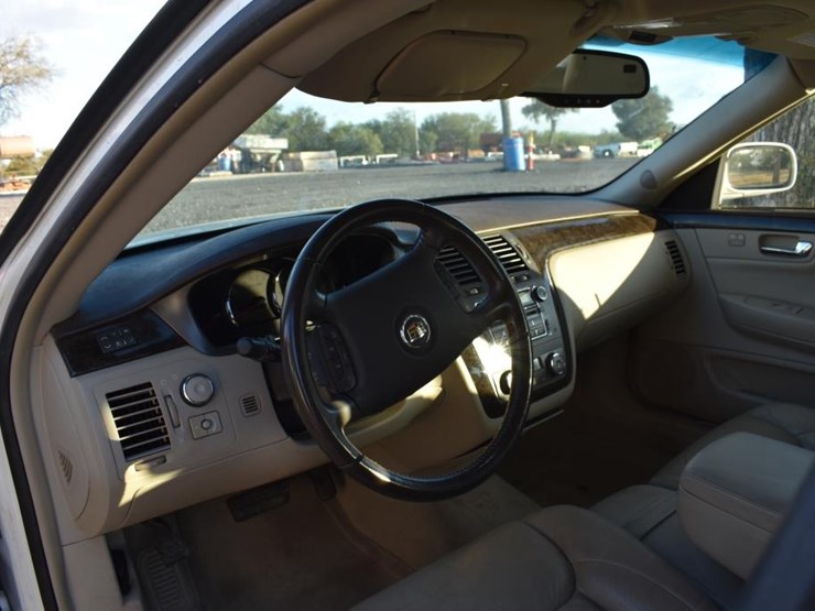 2010-cadillac-cavender-(vin-#-1g6ka5ey0au132741)-(showing-appx-157,480-mile-image-6