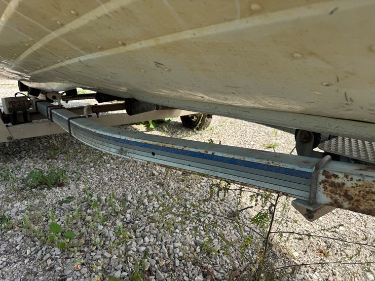 #10510-•-mirrocraft-16’-boat-(no-title)-(located-in-rosendale-wi)-image-43