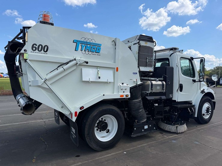 2022-tymco-600-image-3