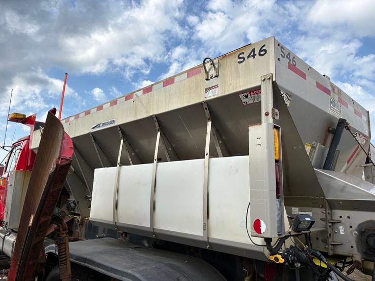 2018-western-star-4700sf-image-31