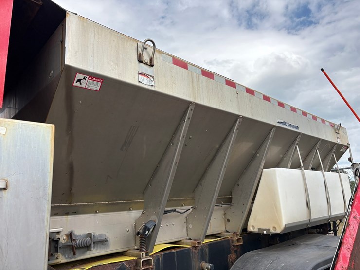 2018-western-star-4700sf-image-30