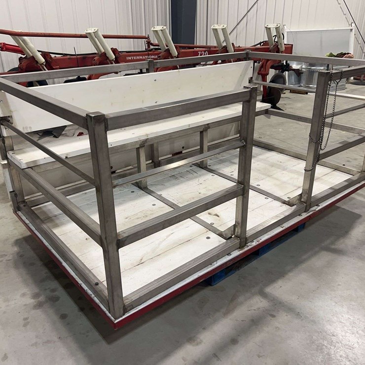 Fast-Hitch Stainless Steel 8’ Carryall