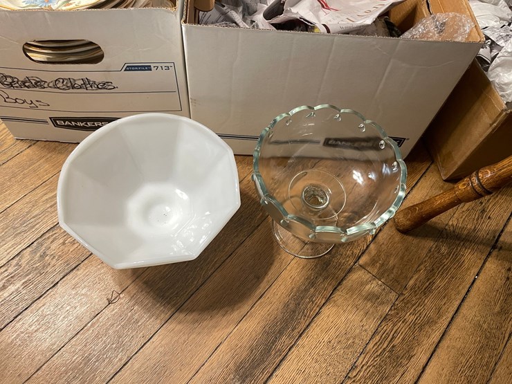 #6251-•-various-household-items-image-12