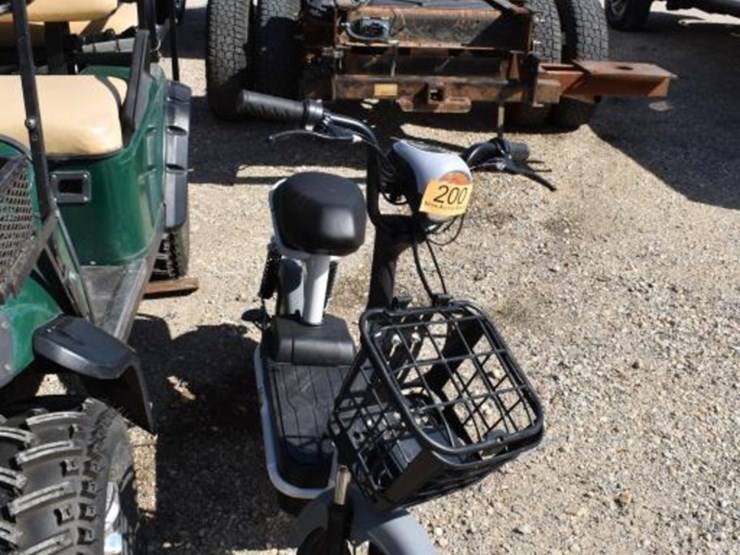 electric-scooter-(no-serial-#-found)-image-1
