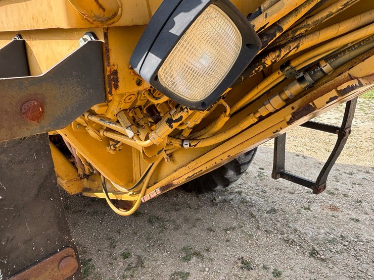 1999-caterpillar-163h-vhp-image-65