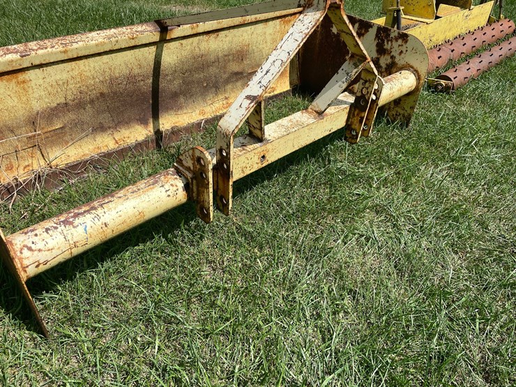#1629-•-3-point-rear-scraper-blade-image-10